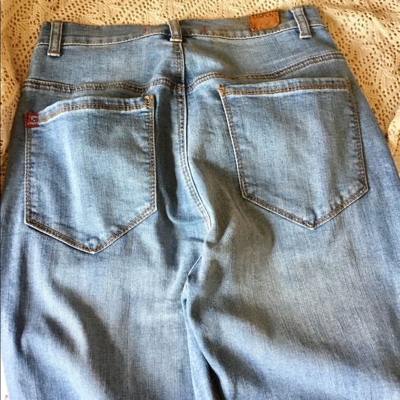 Urban Outfitters 70s High Rise Bell Button Jeans - Picture 5 of 6